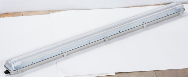 LED Tri-Proof Waterproof Bulkhead Luminary